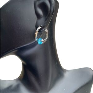 Twisted Hoop Fashion Lever back Silvertone Earrings with Blue CZ Stone New